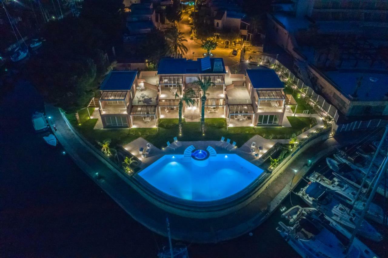 פורנרי Residence Delfino, Portorosa מראה חיצוני תמונה