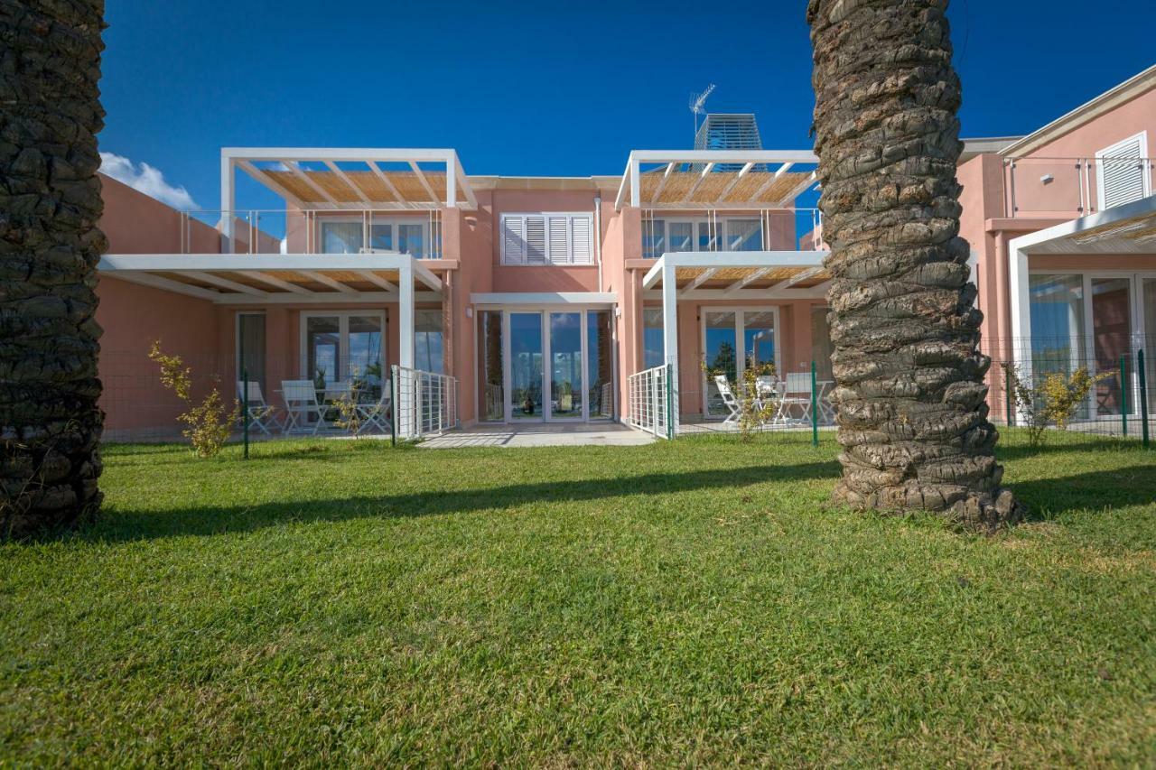 פורנרי Residence Delfino, Portorosa מראה חיצוני תמונה