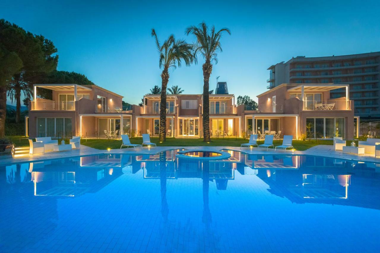 פורנרי Residence Delfino, Portorosa מראה חיצוני תמונה