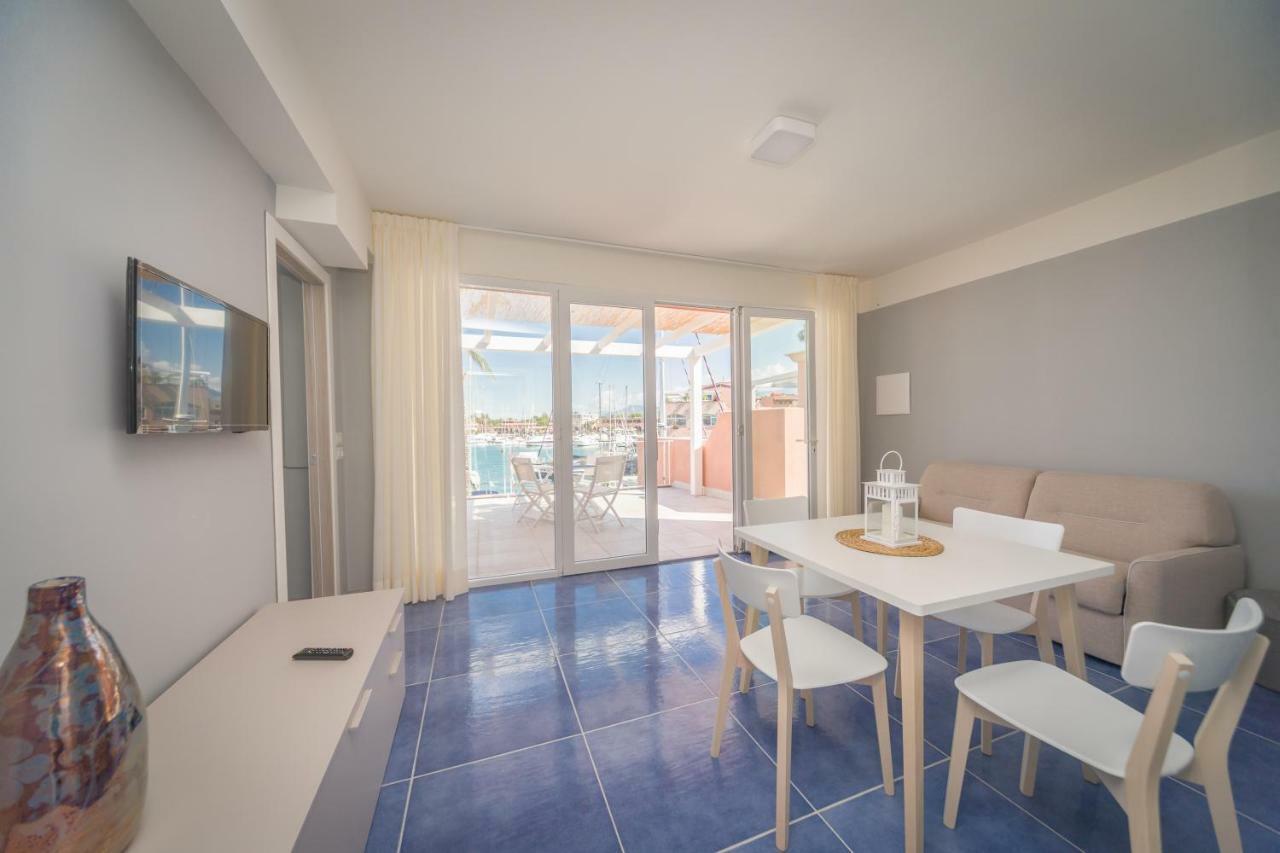 פורנרי Residence Delfino, Portorosa מראה חיצוני תמונה