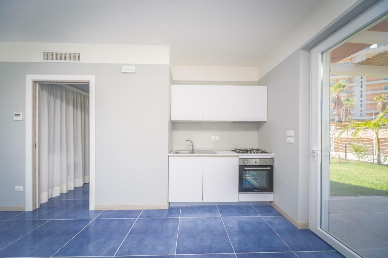 פורנרי Residence Delfino, Portorosa מראה חיצוני תמונה