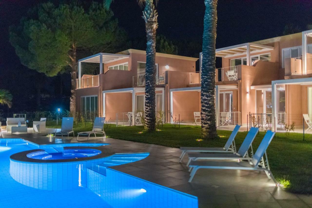 פורנרי Residence Delfino, Portorosa מראה חיצוני תמונה